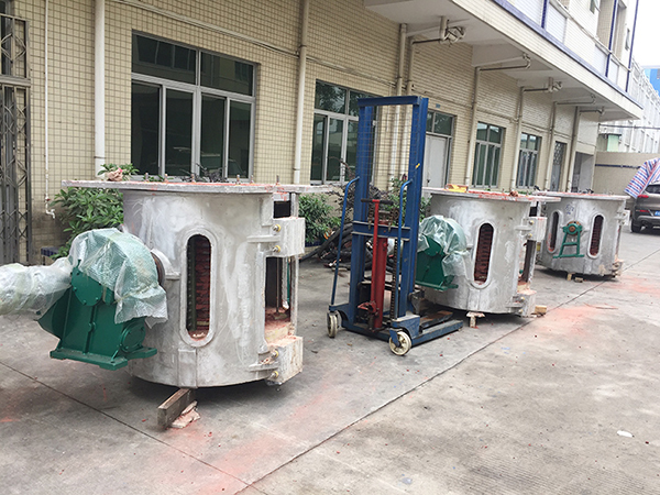 500KG錫渣熔煉爐案例